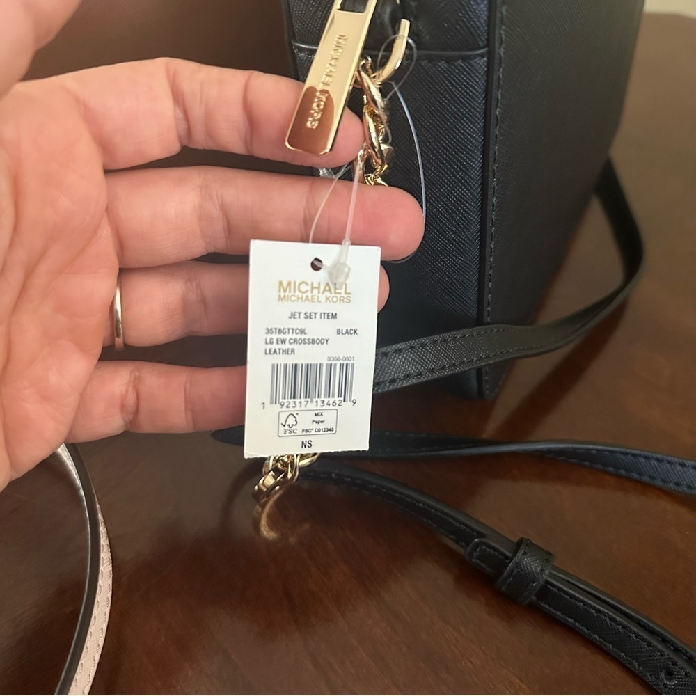 Michael Kors Jet Set Large East West Saffiano Leather Crossbody bag - Picture 13 of 15